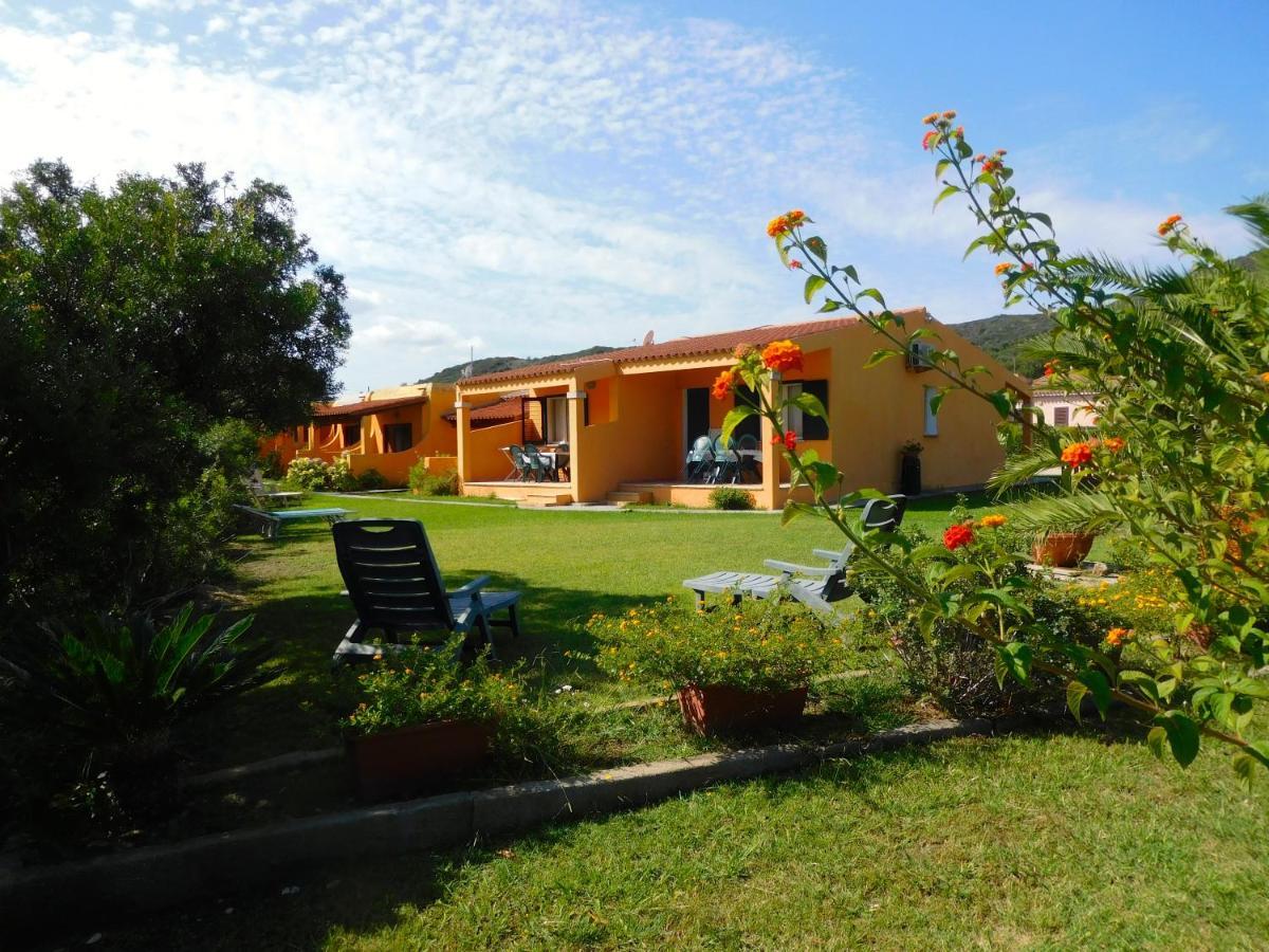 Residence La Pineta Будони Екстериор снимка